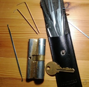 lockpicking_homemade_tools